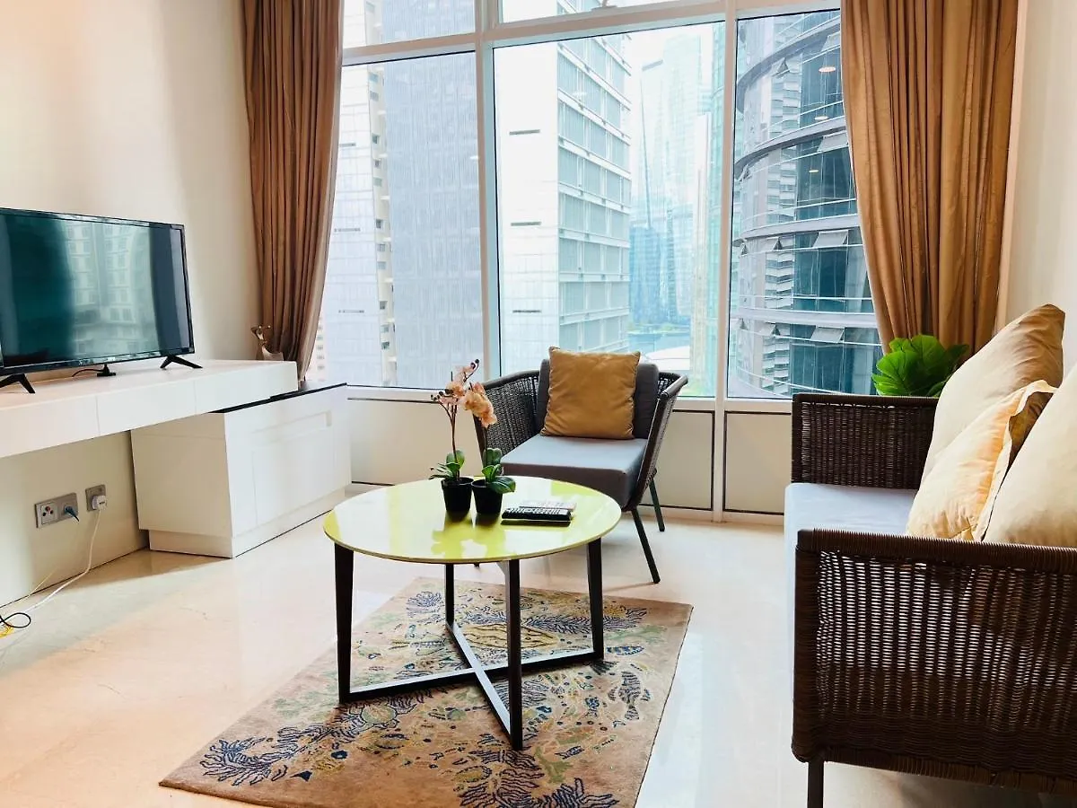 Apartment Sky Suites Klcc View Kuala Lumpur Ma­lay­sia